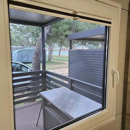 K9 Mobile Camp Dalmacija Privlaka Tatil parkı